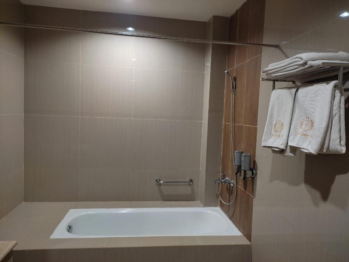 Grand Venetian Hotel Metro ภายนอก รูปภาพ